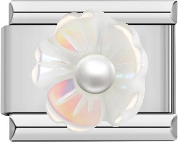 White Flower and its Pearl in 3D - white flower and its pearl in 3d.png