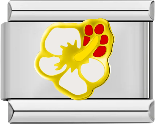 White Flower with Its Gold Pistil - white flower with its gold pistil.png