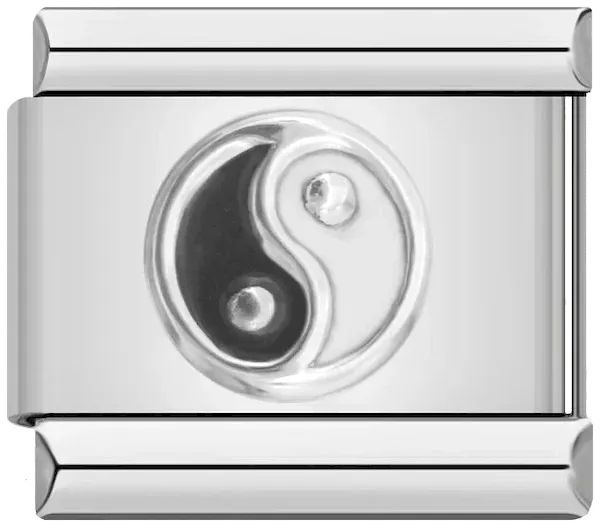Yin et Yang, on Silver - yin-et-yang-on-silver.webp
